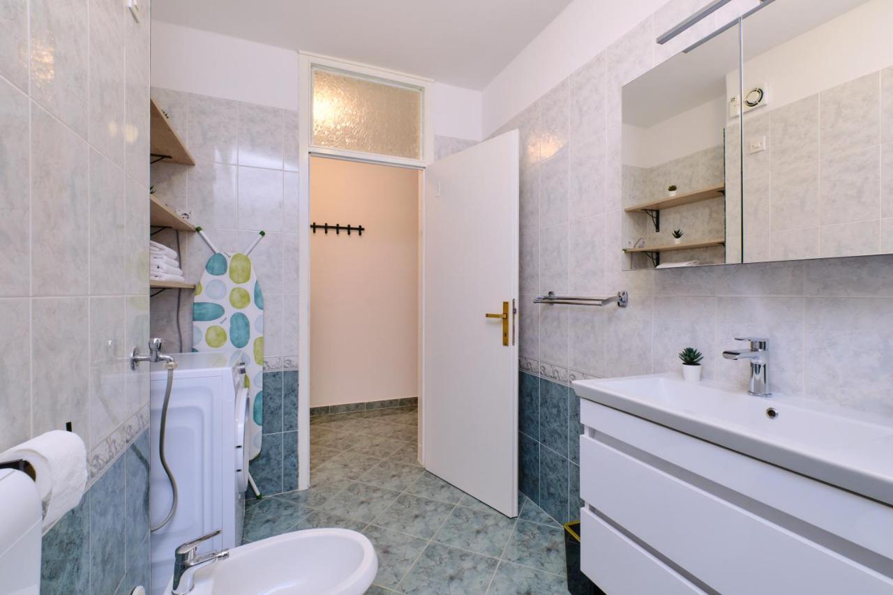 Appartamento Dairos2 Mali Lošinj Esterno foto