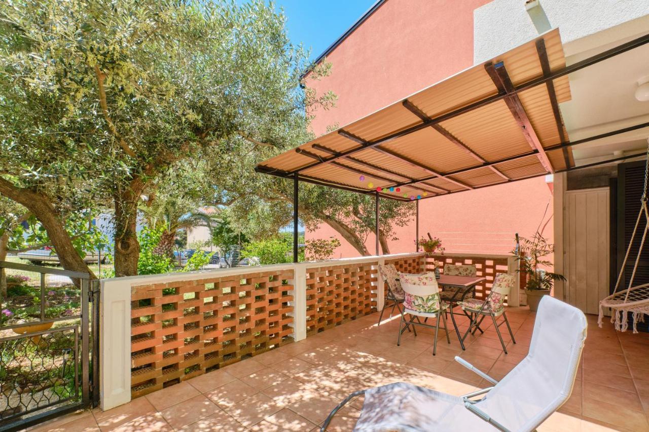 Appartamento Dairos2 Mali Lošinj Esterno foto