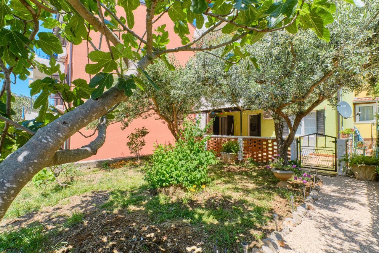 Appartamento Dairos2 Mali Lošinj Esterno foto