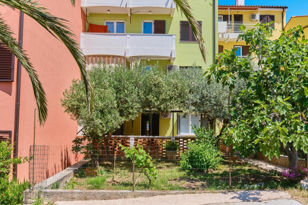 Appartamento Dairos2 Mali Lošinj Esterno foto